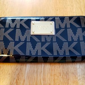 Michael Kors Patent Leather Zip Around Logo Wallet